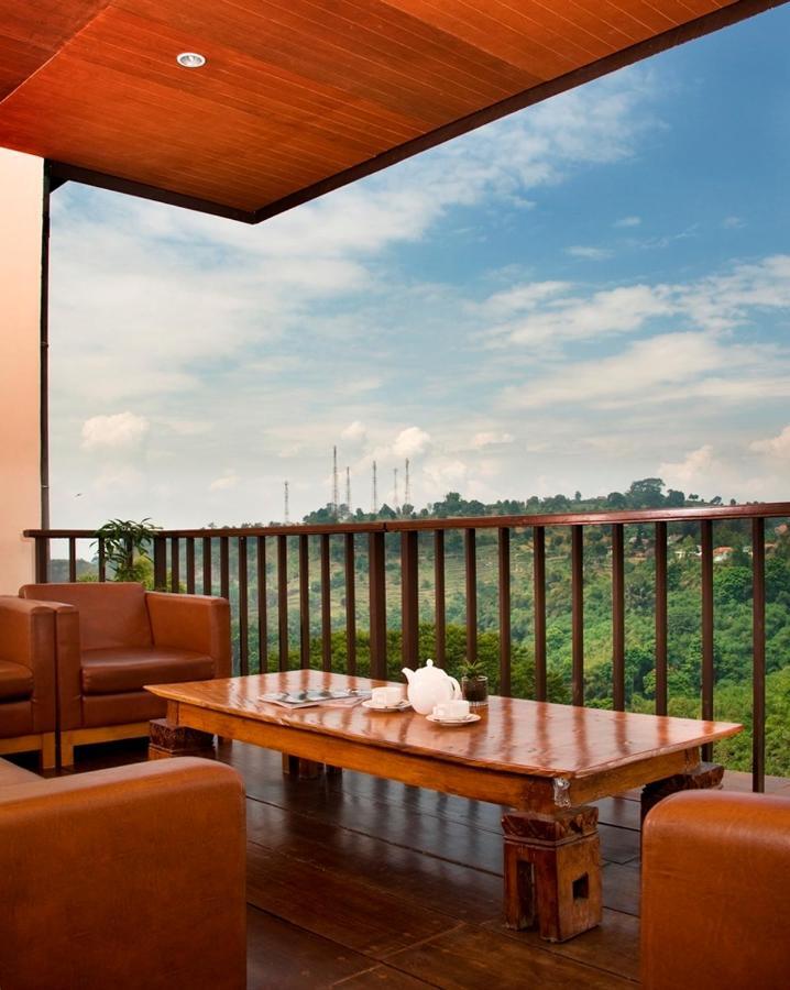 Sangria Resort And Spa Lembang Eksteriør bilde